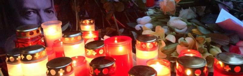 Candles at a David Bowie Memorial.