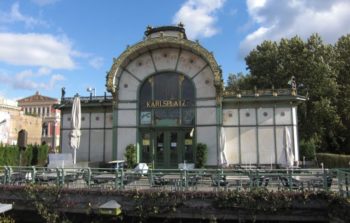 Karlsplatz Pavilion, an old railway station.