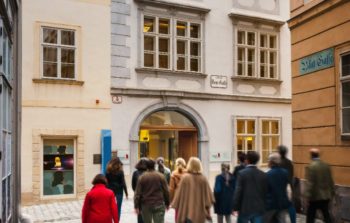 A tour group in Vienna